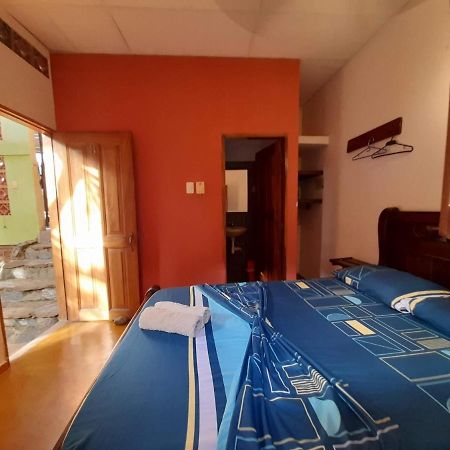 Hostal La Casa De Felipe Таганга Екстер'єр фото