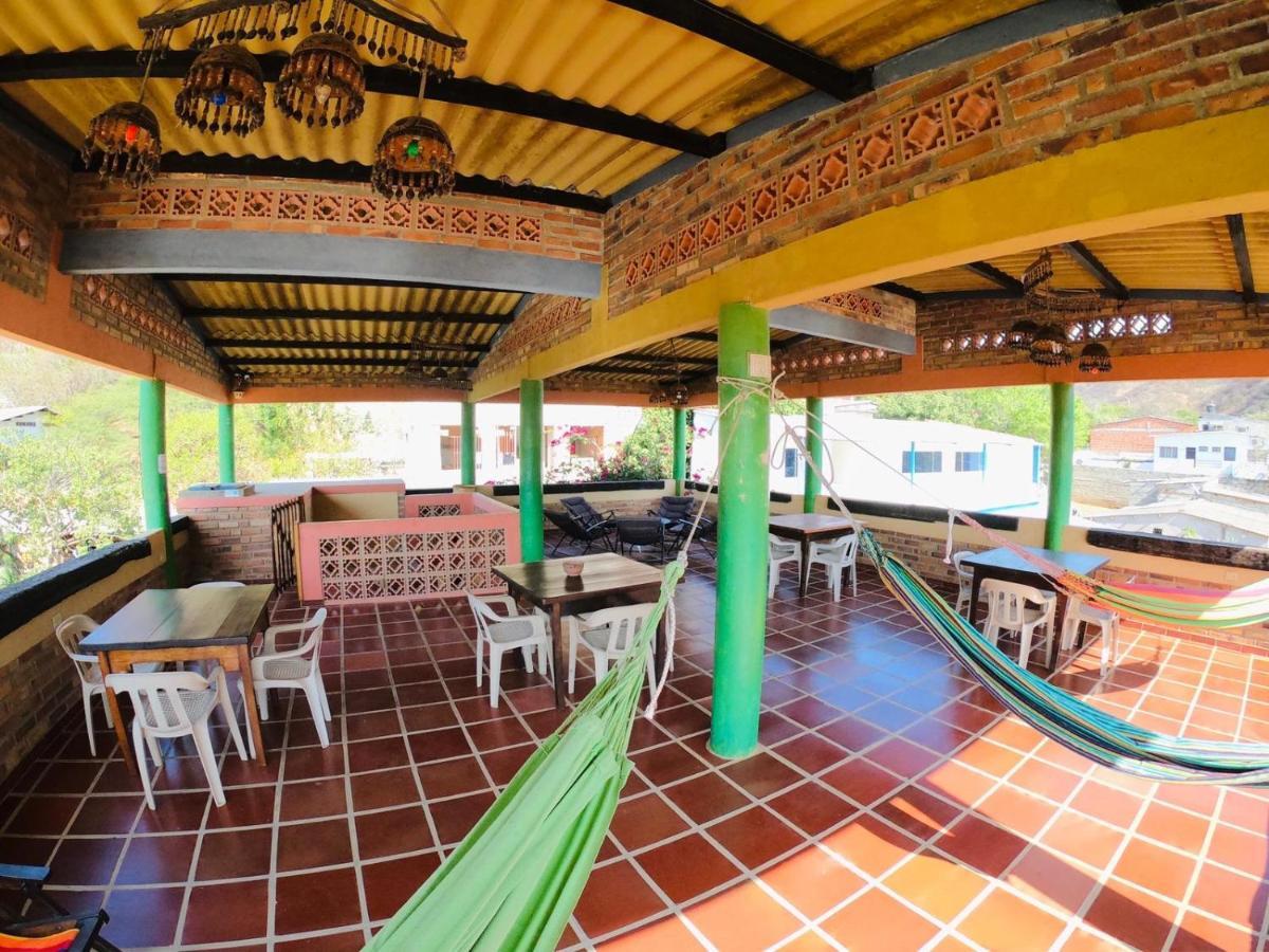 Hostal La Casa De Felipe Таганга Екстер'єр фото