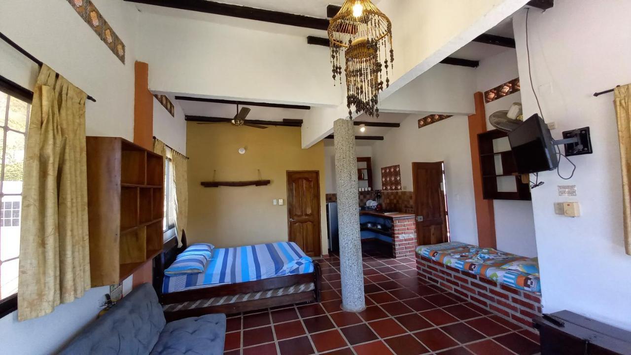 Hostal La Casa De Felipe Таганга Екстер'єр фото