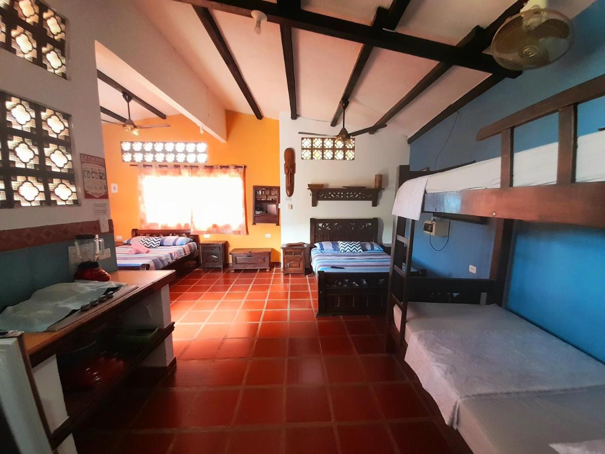 Hostal La Casa De Felipe Таганга Екстер'єр фото