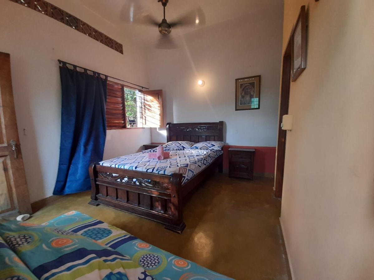 Hostal La Casa De Felipe Таганга Екстер'єр фото