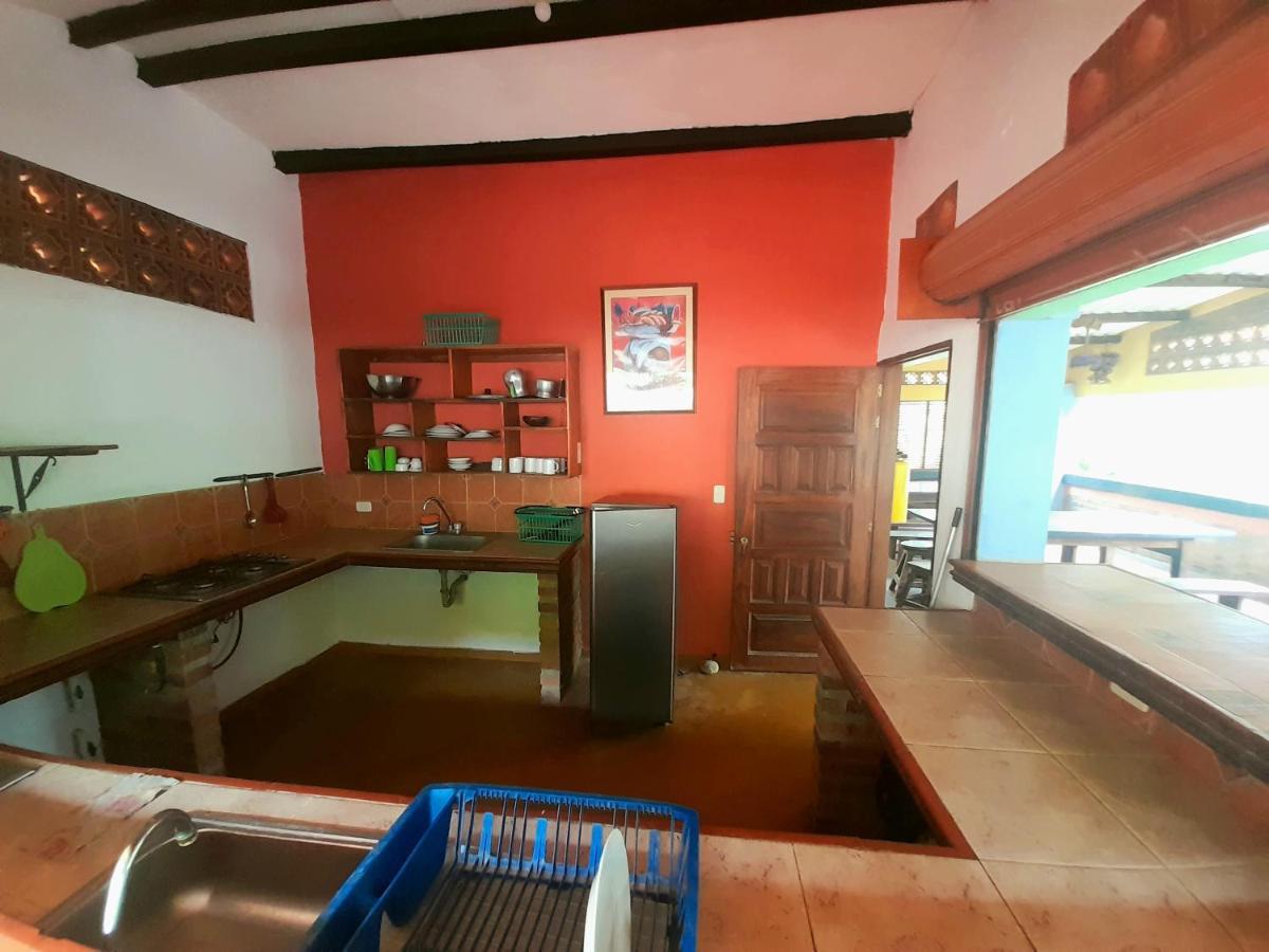 Hostal La Casa De Felipe Таганга Екстер'єр фото