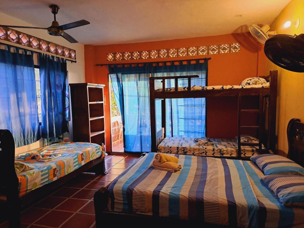 Hostal La Casa De Felipe Таганга Екстер'єр фото