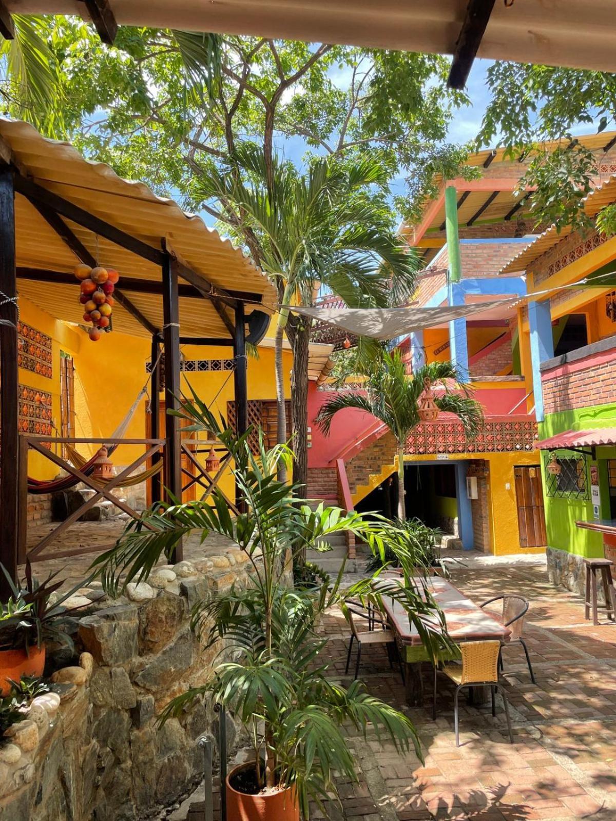 Hostal La Casa De Felipe Таганга Екстер'єр фото